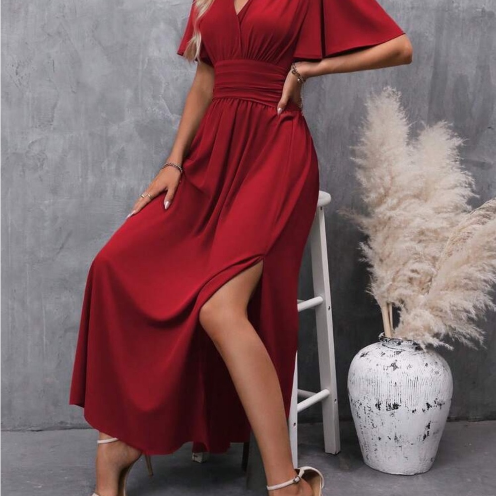 Elegant Red Maxi Dress